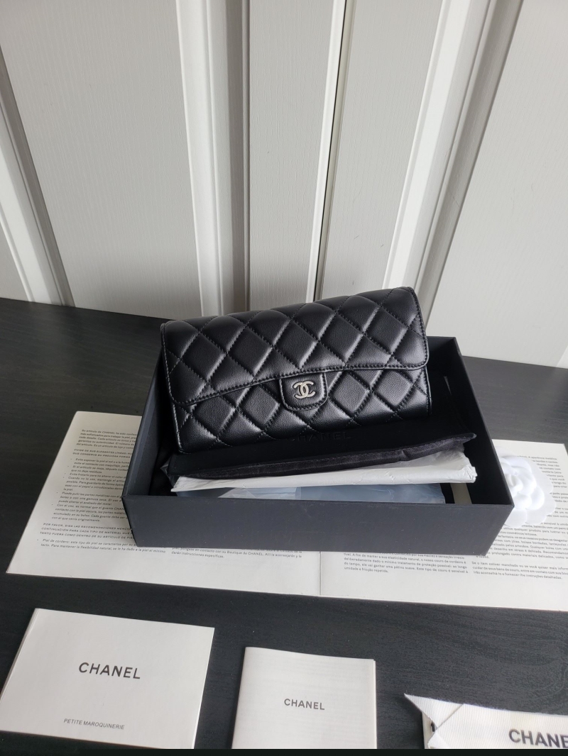 Ch*el wallets